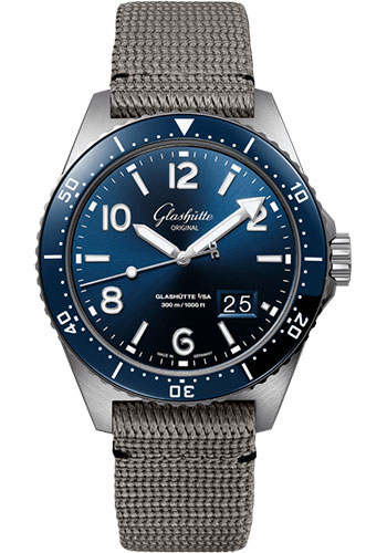 Glashütte Original SeaQ Panorama Date - Steel Case - Blue Dial - Grey Synthetic Strap - Pin Buckle