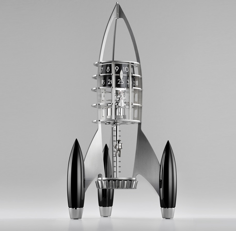 MB & F Destination Moon