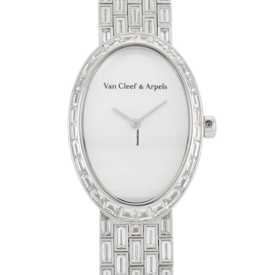 Van Cleef & Arpels White Gold Diamond Mother of Pearl Ladies