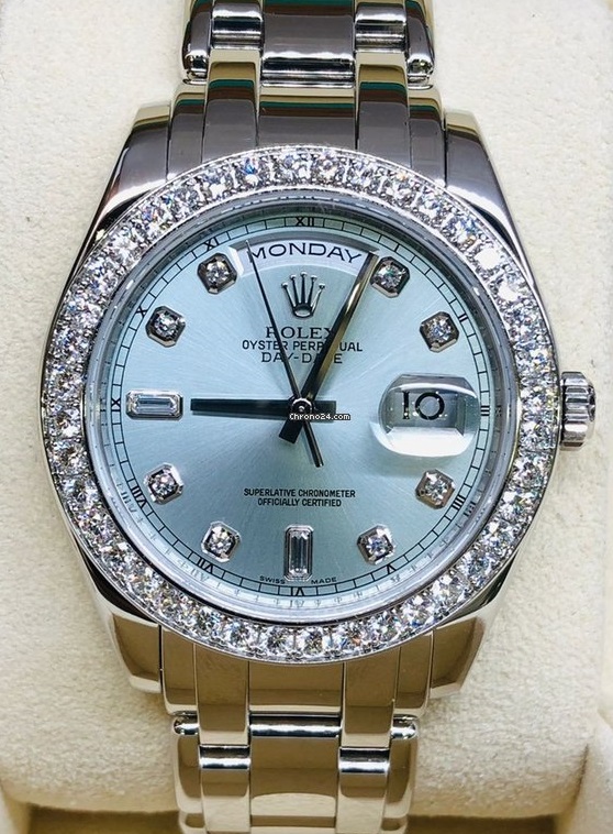 Rolex  Day-Date 18946