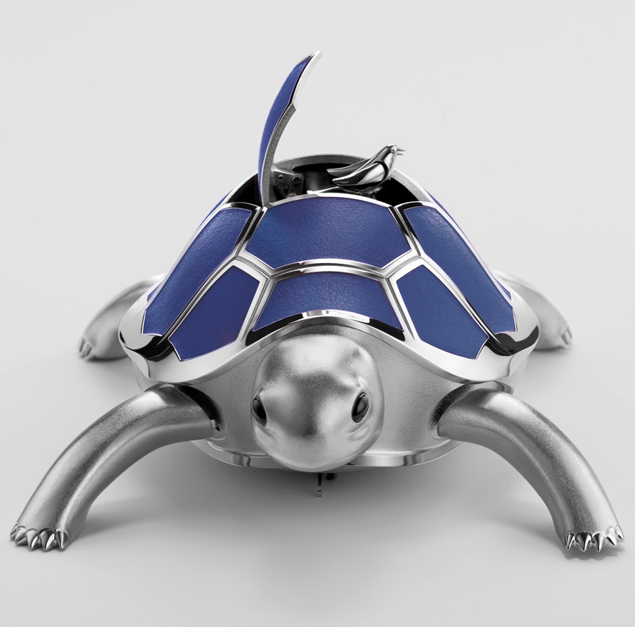 MB & F Kelys & Chirp