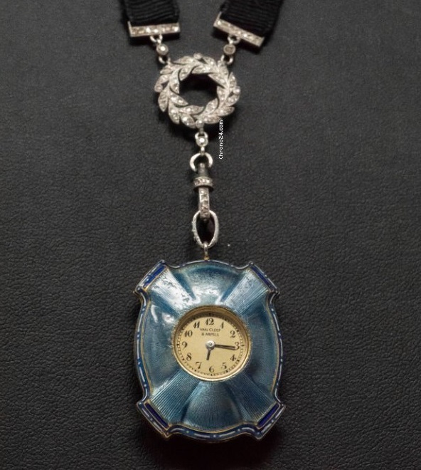 Van Cleef & Arpels Rare Angel Cameo Platinum Enamel