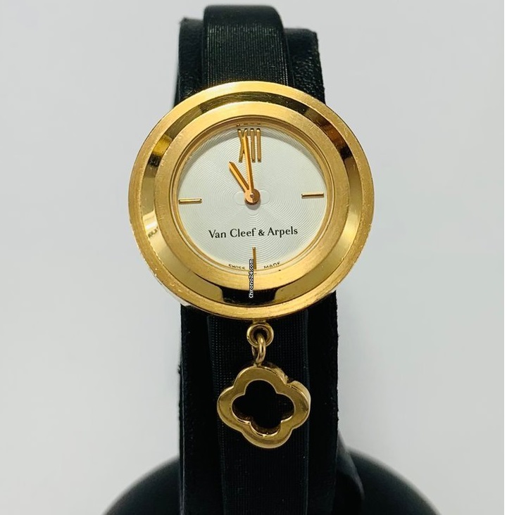 Van Cleef & Arpels Charms 25