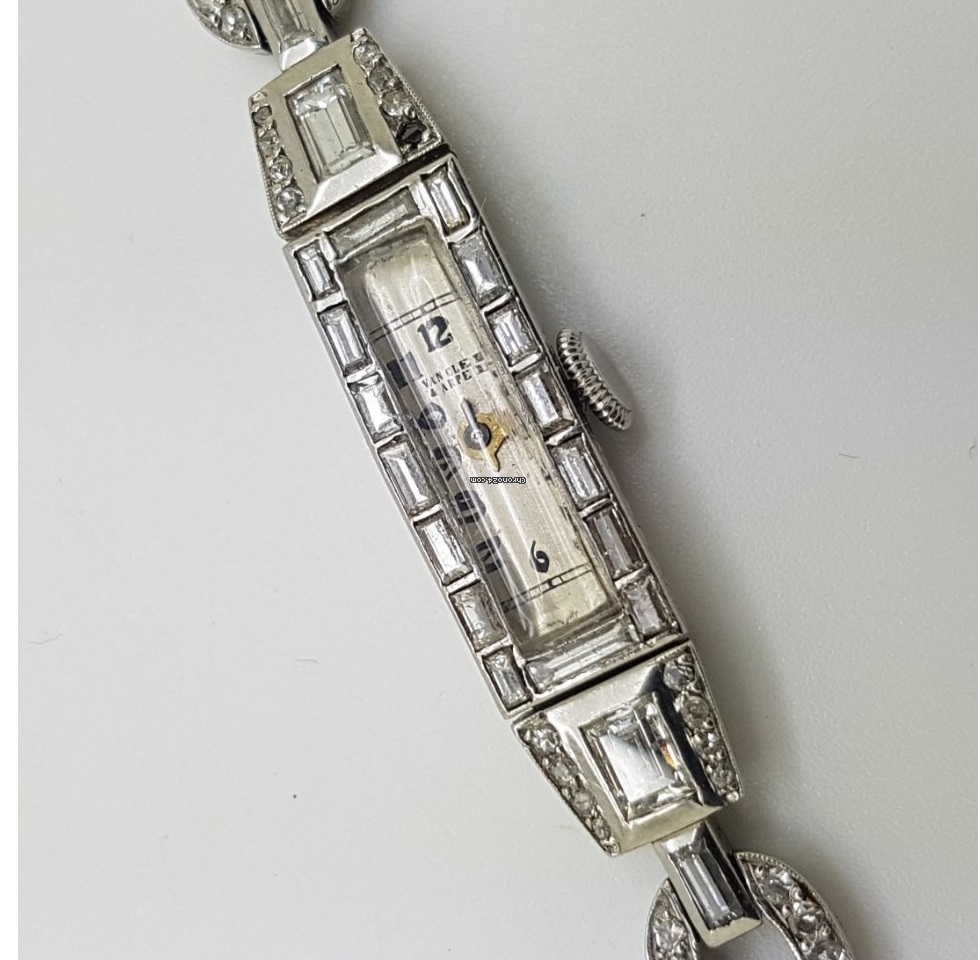Van Cleef & Arpels Double Geneva Seal Movement