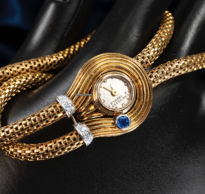 Van Cleef & Arpels 1940s Special Order Double Snake Cord “Cadenas